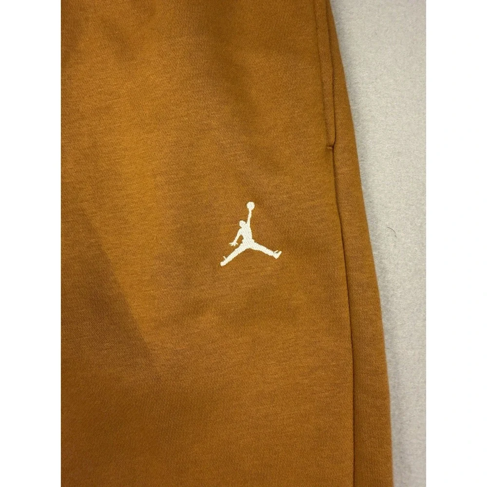 Nike Air Jordan Essentials Pants British Tan Size L Joggers